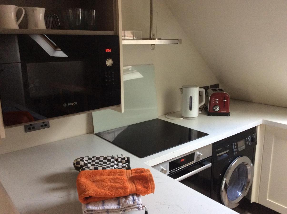 2 Bedroom Furnished Apartment In A Rural Position Stone  Exteriör bild