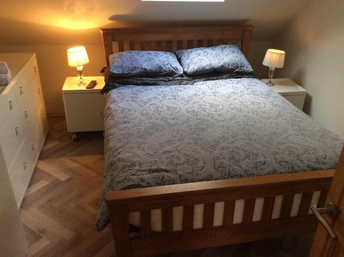 2 Bedroom Furnished Apartment In A Rural Position Stone  Exteriör bild