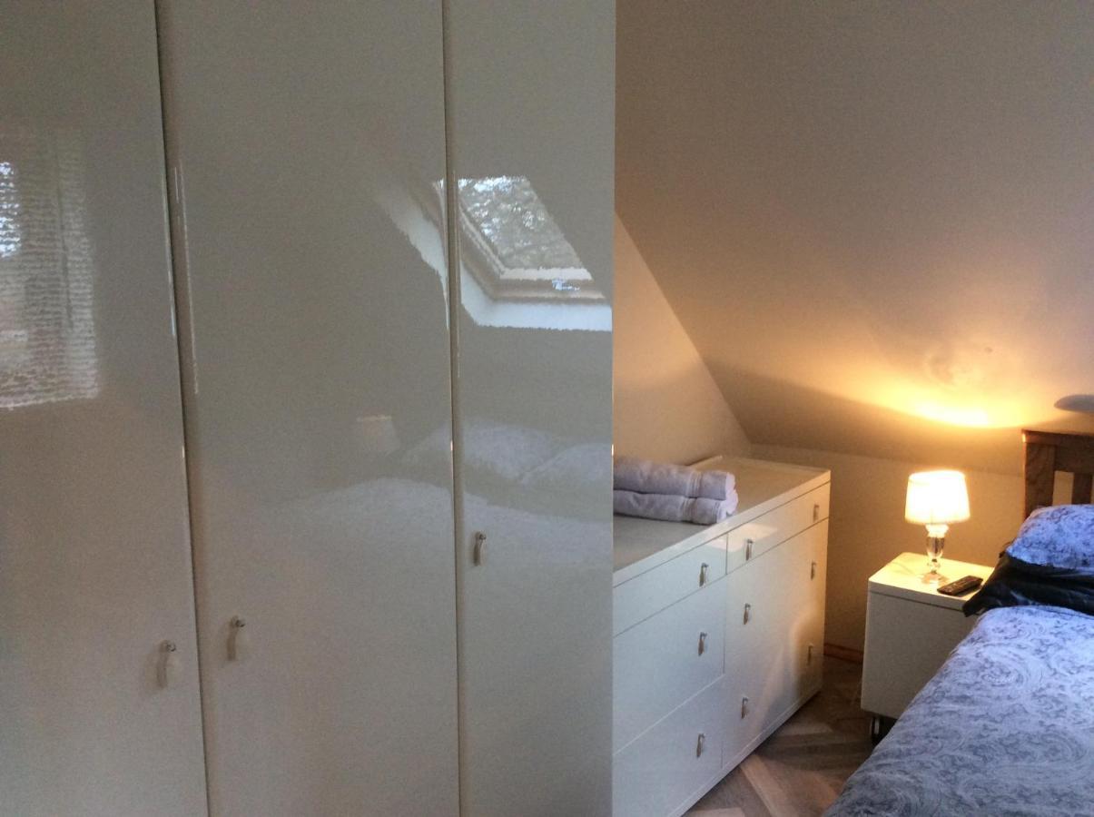 2 Bedroom Furnished Apartment In A Rural Position Stone  Exteriör bild